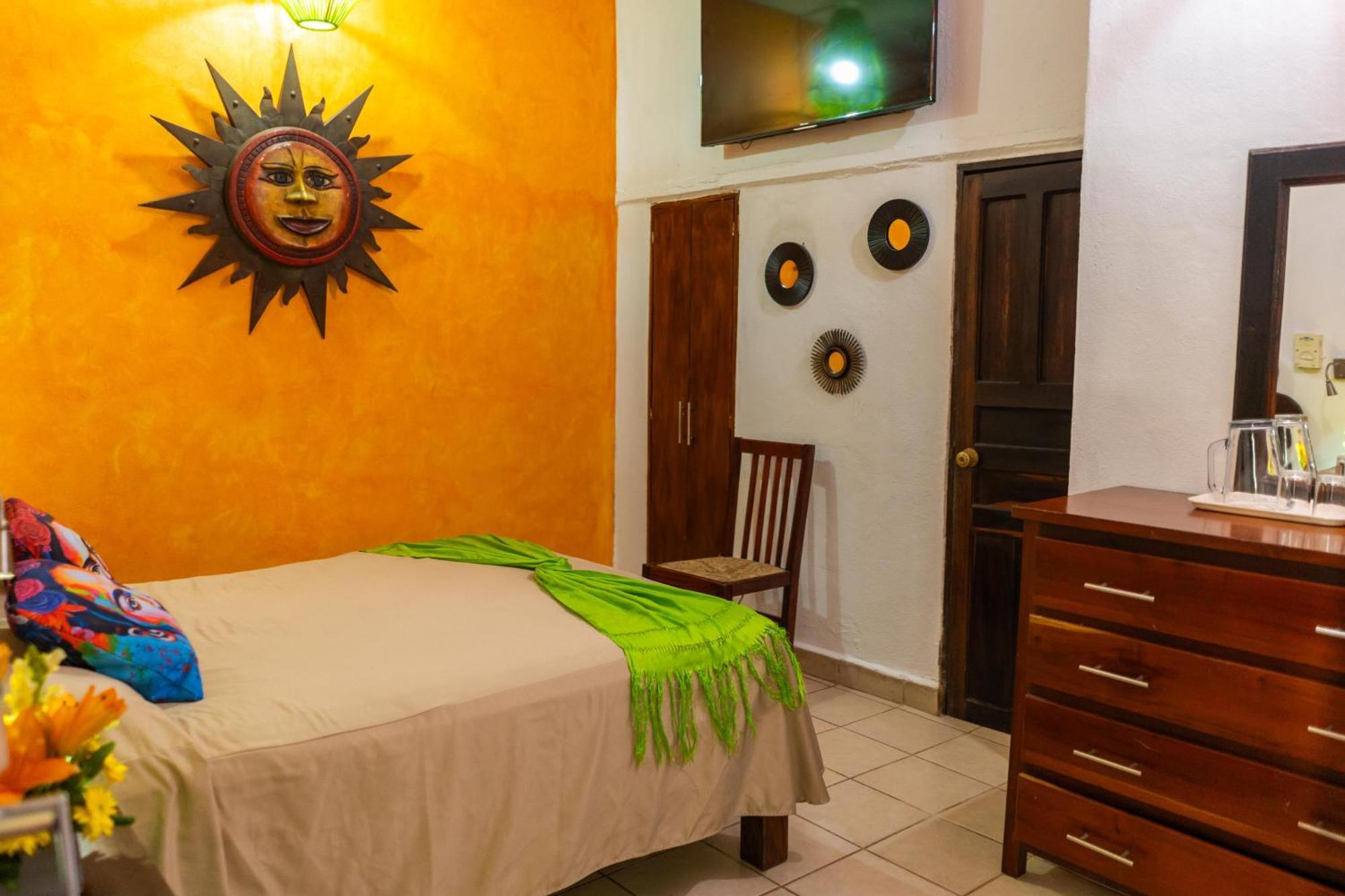 Hotel Posada De Roger Puerto Vallarta Esterno foto
